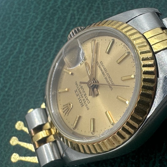 SOLD***Ladies Rolex Datejust***SOLD - Picture 6 of 11